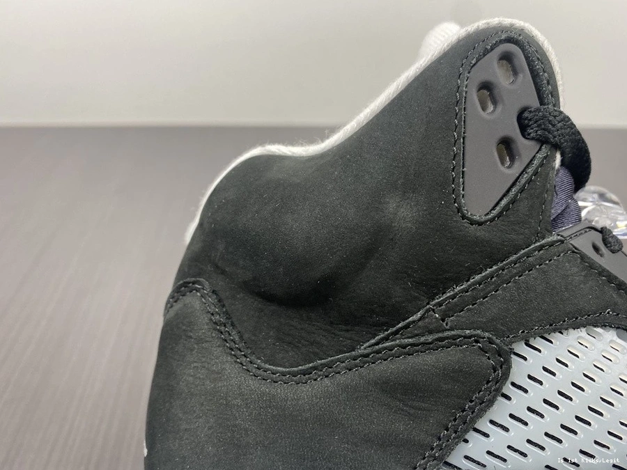 'Oreo' 011 - 2021 CT4838 Air Jordan Jordan Air - 5 Retro 0416